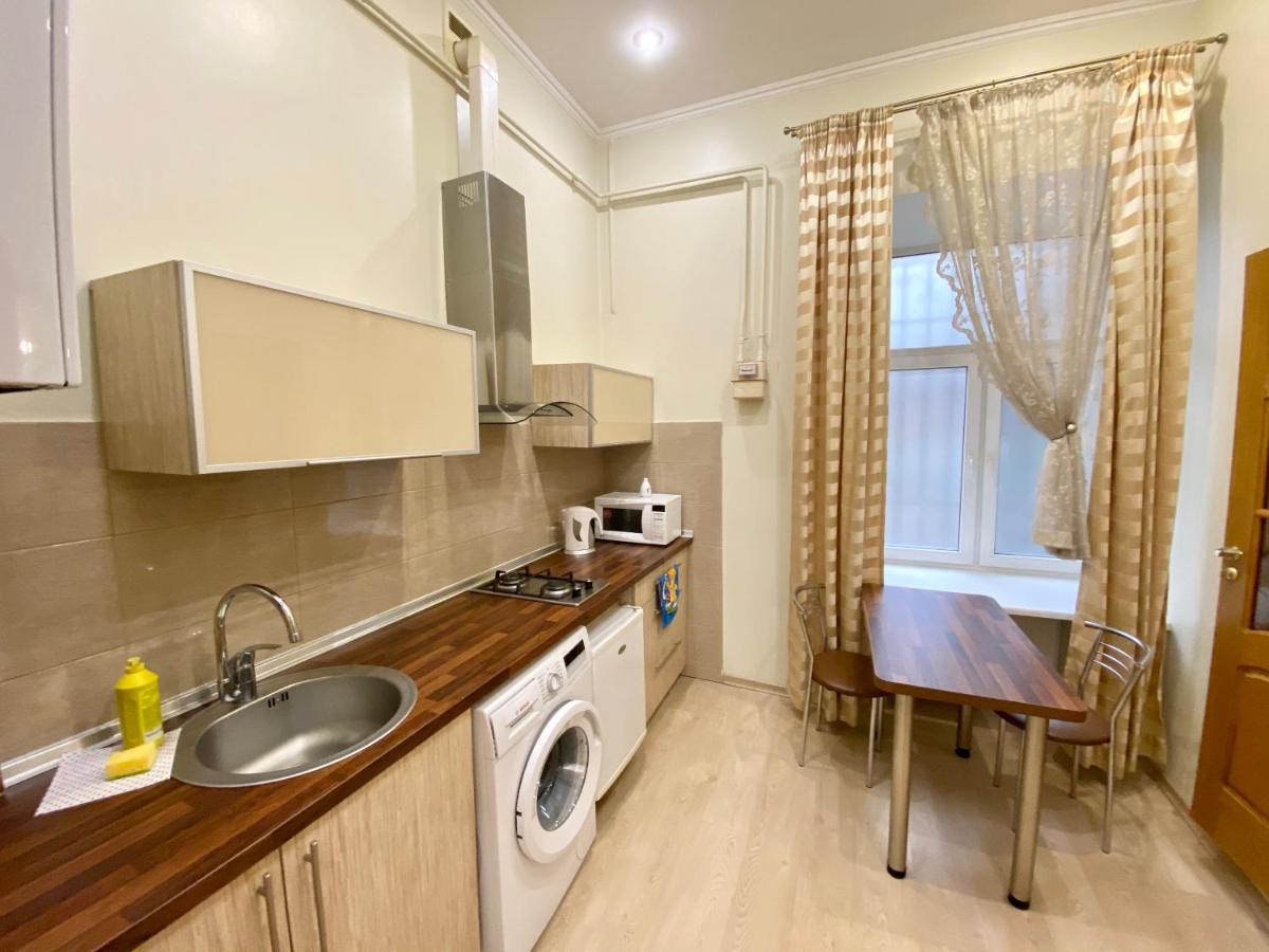 Old Town Apartments Lanzheron Beach Одесса Экстерьер фото
